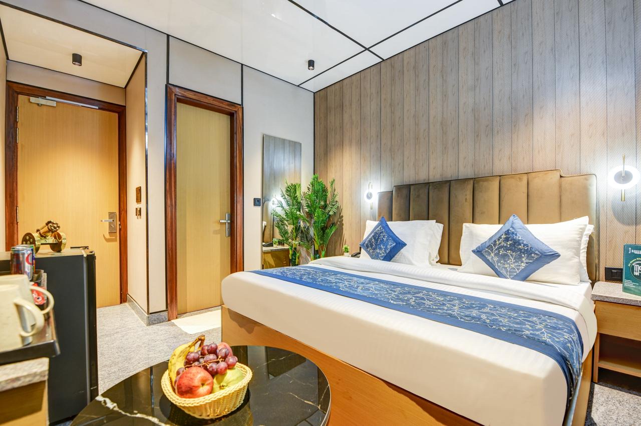 Executive Attached Suite Room at J Residency